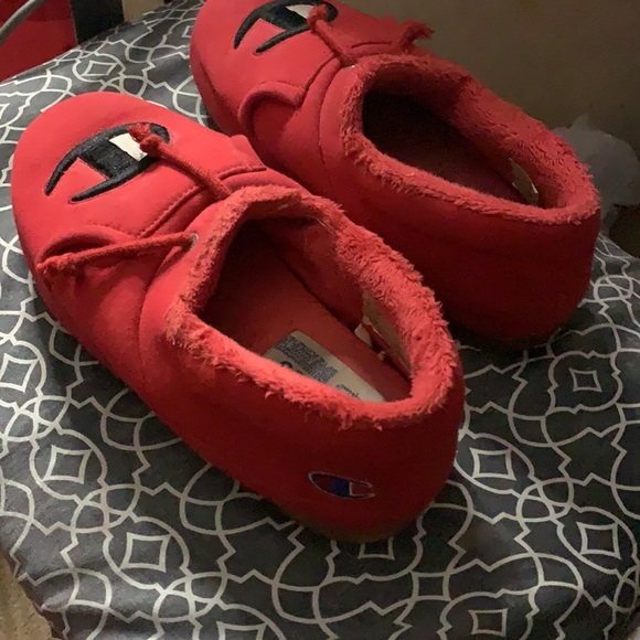 Champion house shoes - Picture 2 of 2